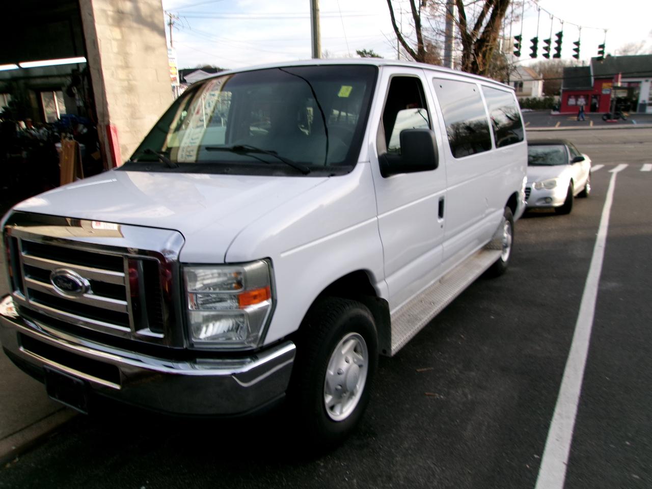 Ford E-Series Econoline Wagon 2013 1FBNE3BLXDDA83567 image Ford E-Series Econoline Wagon 2013 1FBNE3BLXDDA83567 image